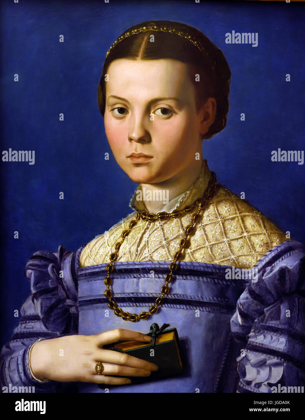 Ritratto di una ragazza con un libro 1542 Agnolo di Cosimo 1503 – 1572, noto come Bronzino o Agnolo Bronzino, è stato un pittore manierista fiorentino. Italia Agnolo di Cosimo, ha detto, il Bronzino, 1503-1752 Foto Stock