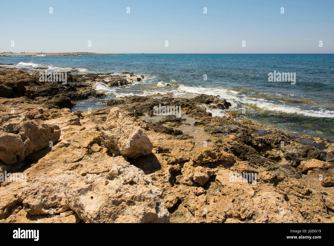 La linea costiera di paphos Cipro Foto Stock