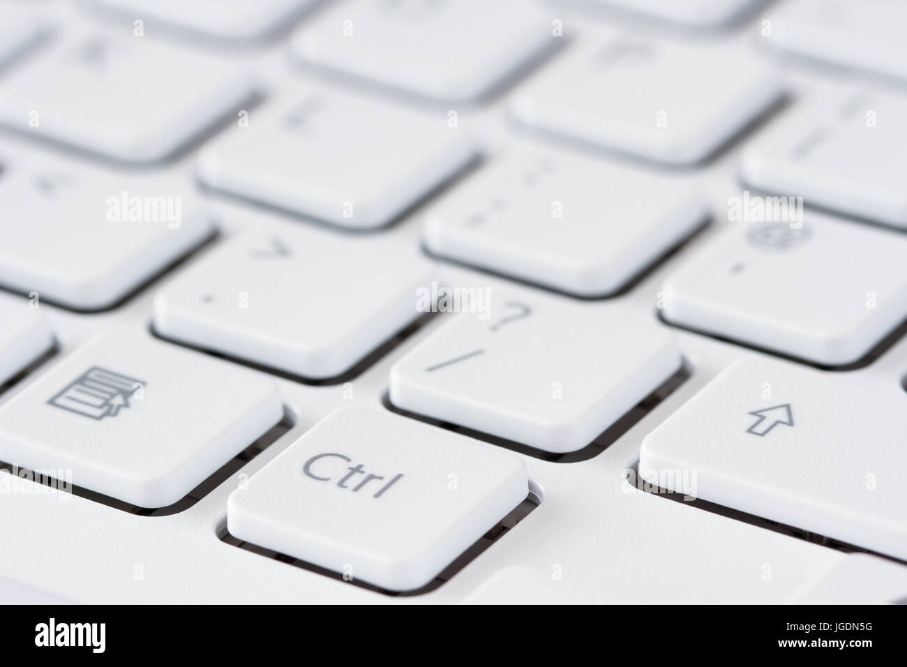 Tastiera per computer closeup, bianco grigio, focus sul tasto Ctrl Foto Stock