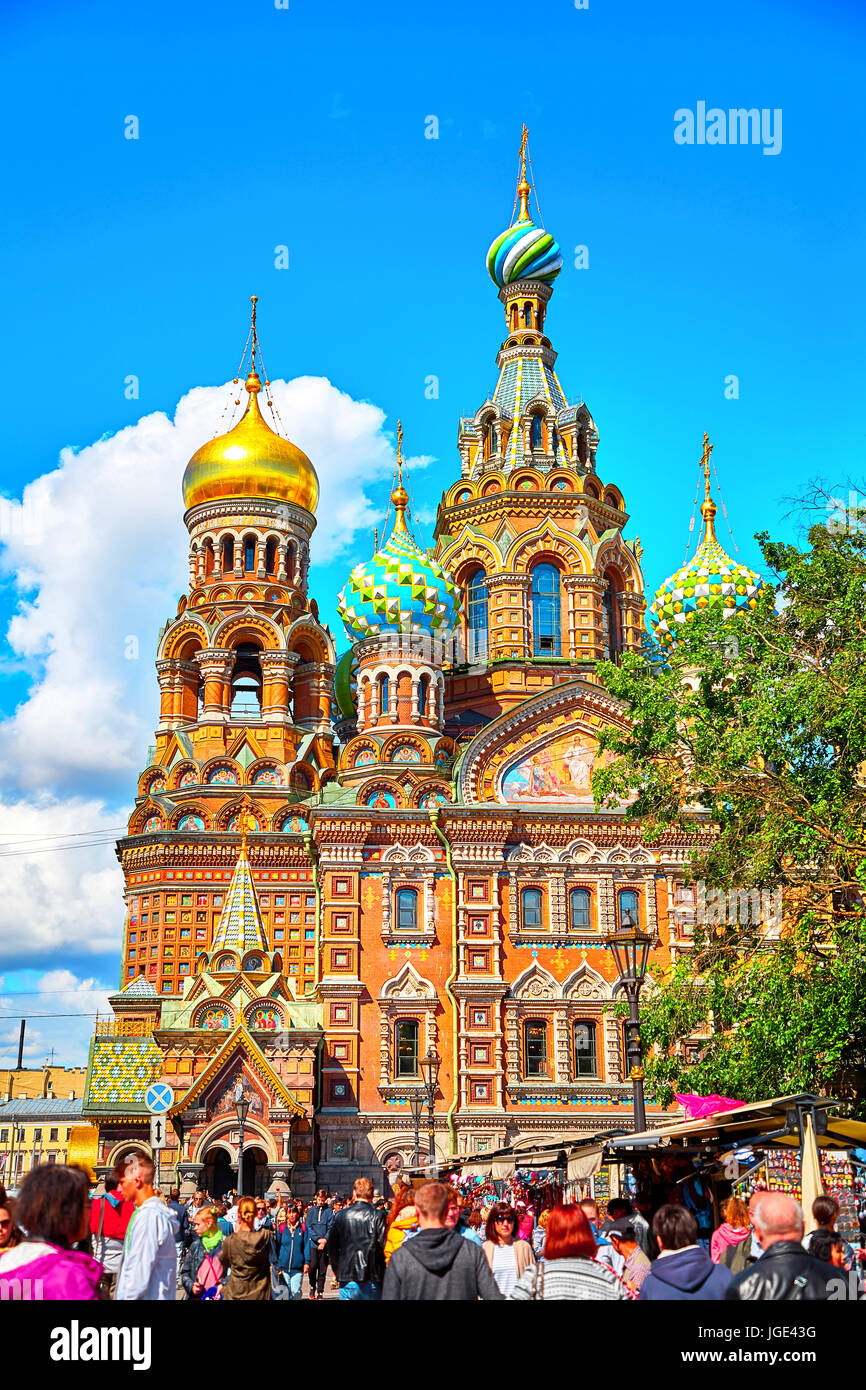 Saint Petersburg, Russia - 23 giugno 2017: famosa Chiesa del Salvatore sul Sangue versato a San Pietroburgo Foto Stock
