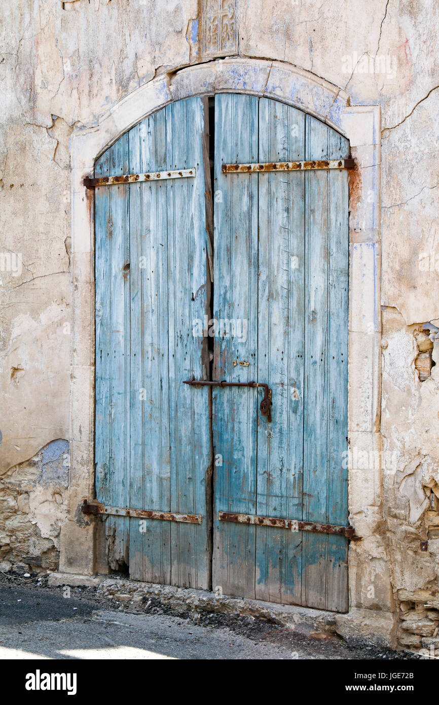 Scena di strada nel tradizionale villaggio di montagna di Pano Lefkara, Cipro Foto Stock