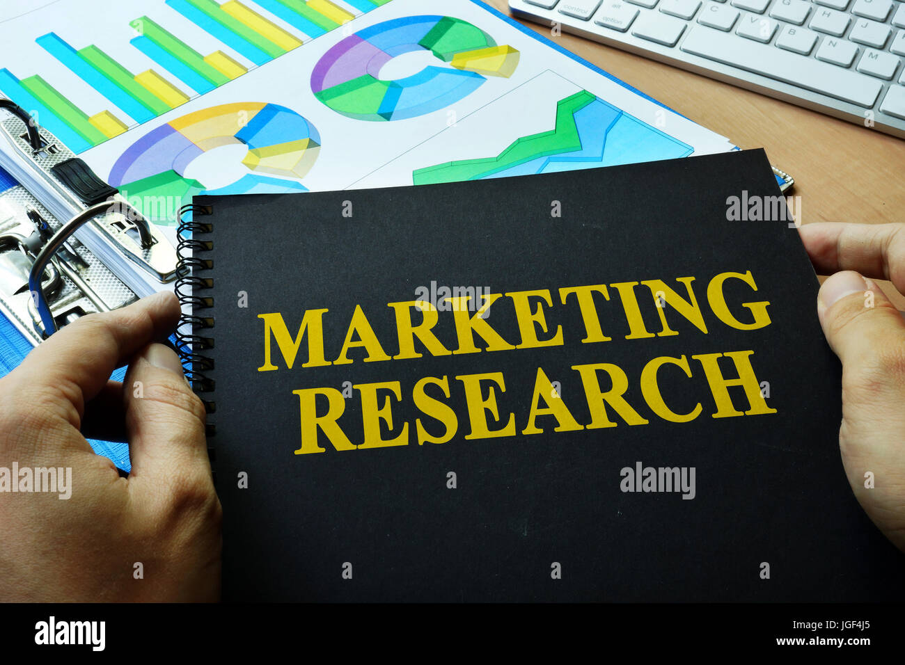 Documenti con titolo ricerca di marketing. Foto Stock