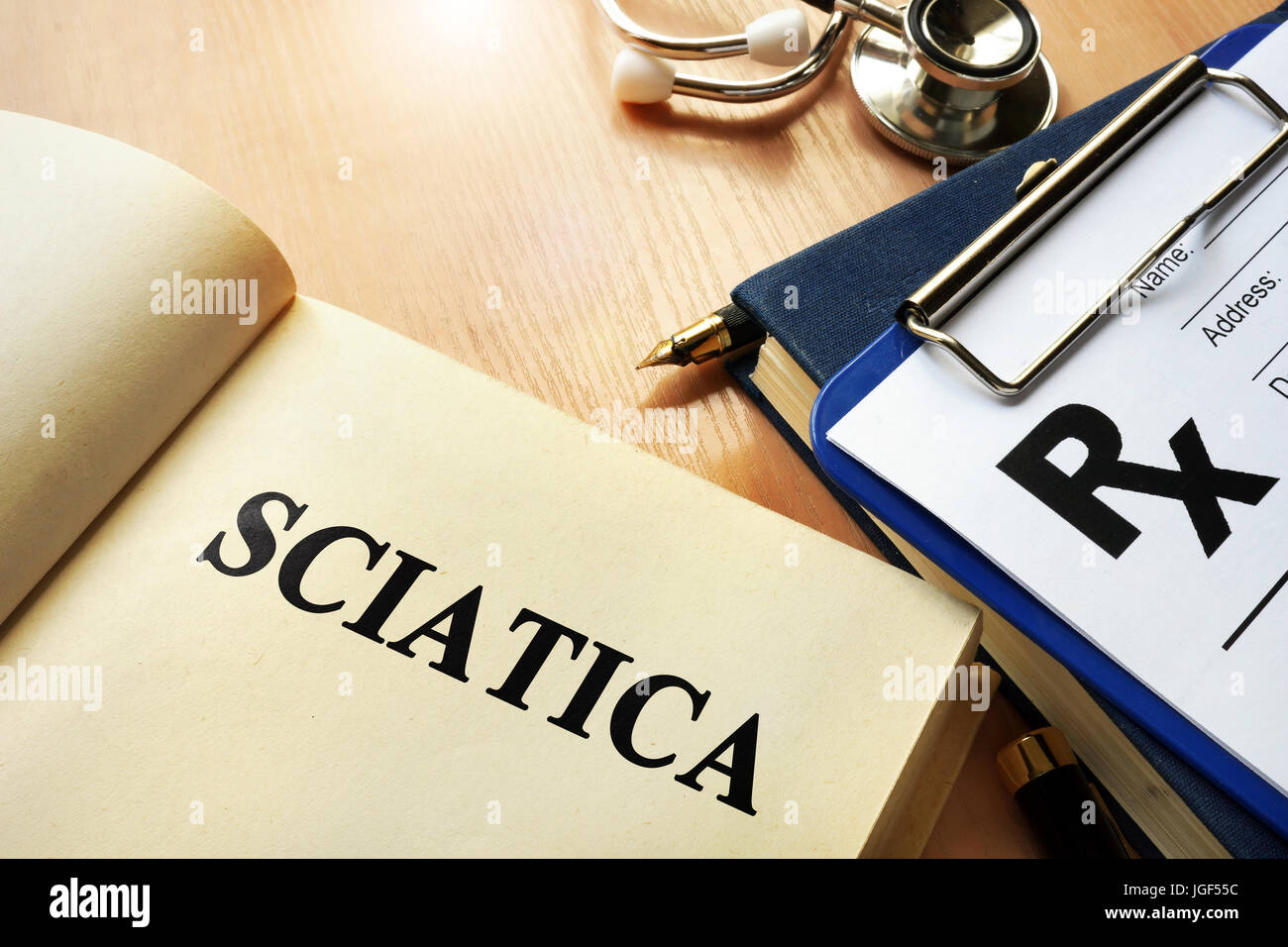 Prenota con nome sciatica. Concetto medico. Foto Stock