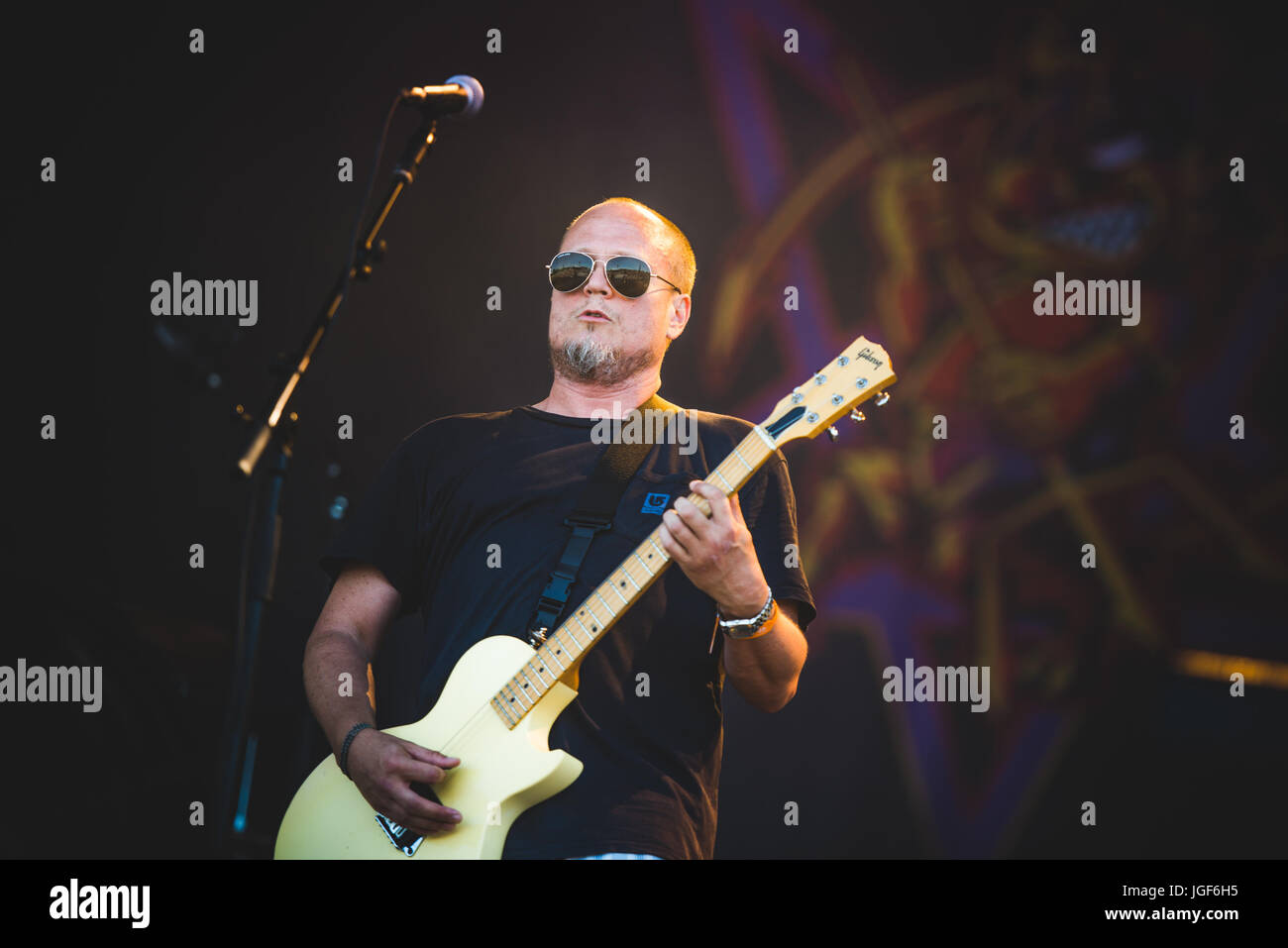 Clisson, Francia. 17 Giugno, 2017. Ugly Kid Joe suonare dal vivo sul palco del Festival Hellfest 2017 in Clisson. Credito: Alessandro Bosio/Pacific Press/Alamy Live News Foto Stock