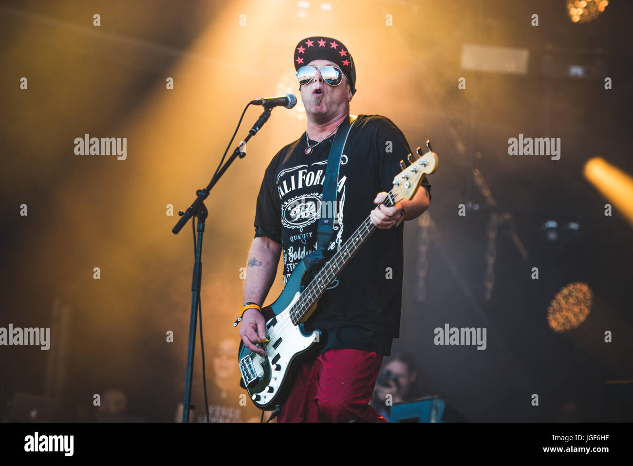 Clisson, Francia. 17 Giugno, 2017. Ugly Kid Joe suonare dal vivo sul palco del Festival Hellfest 2017 in Clisson. Credito: Alessandro Bosio/Pacific Press/Alamy Live News Foto Stock