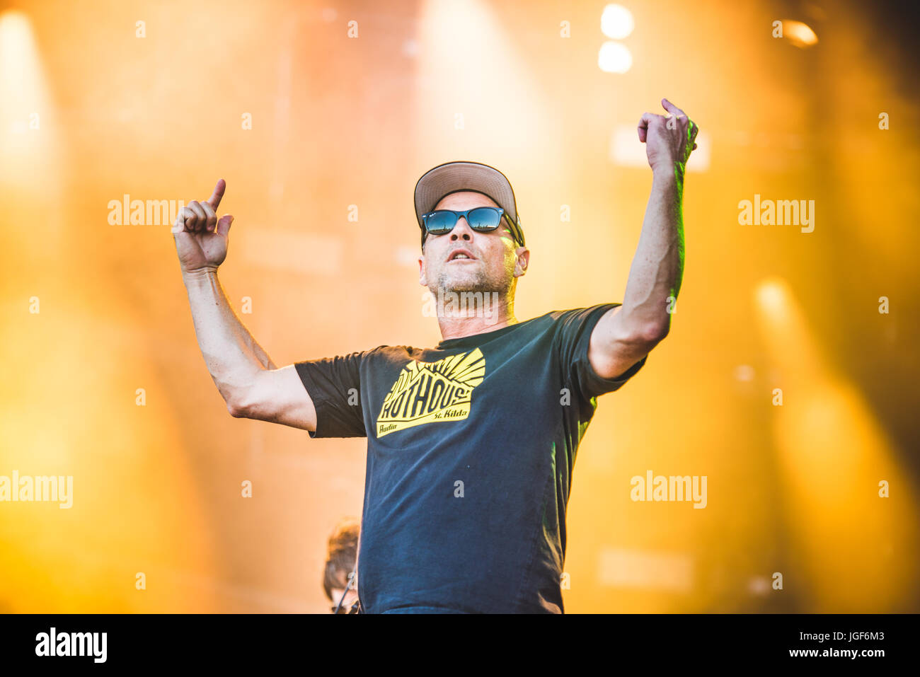 Clisson, Francia. 17 Giugno, 2017. Ugly Kid Joe suonare dal vivo sul palco del Festival Hellfest 2017 in Clisson. Credito: Alessandro Bosio/Pacific Press/Alamy Live News Foto Stock