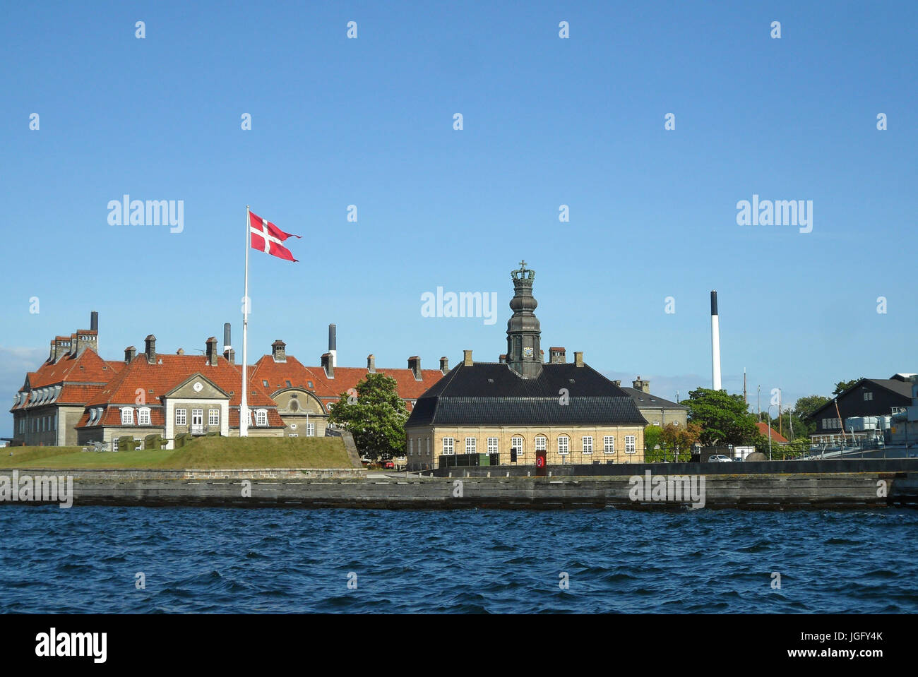 Imponente architettura della vecchia base navale del porto di Copenhagen, Danimarca Foto Stock