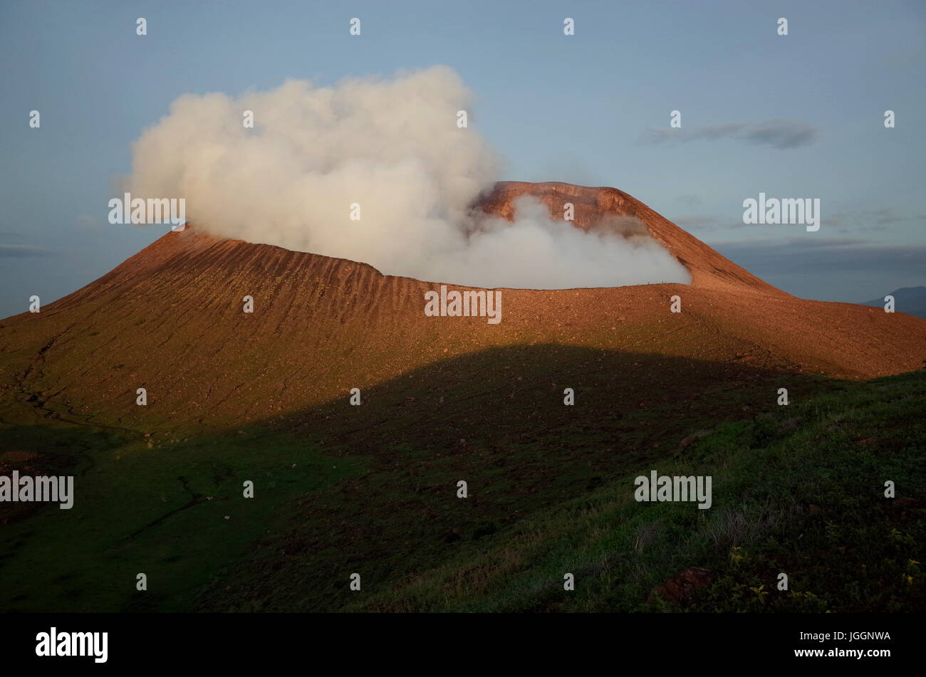 Volcan Telica vicino a Leon in Nicaragua, un vulcano attivo Foto Stock