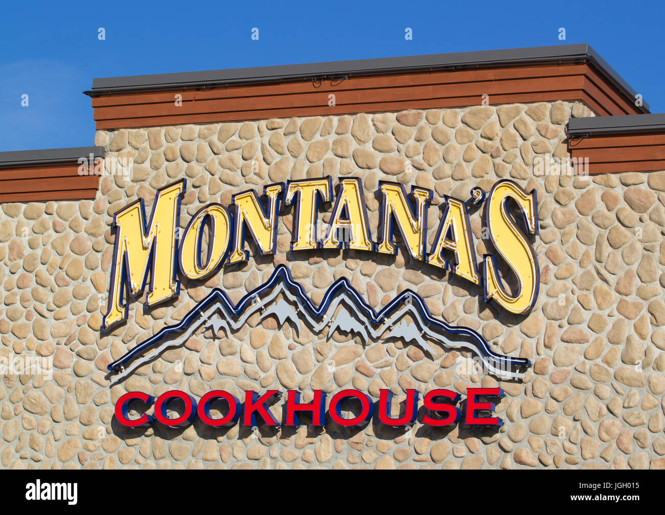DARTMOUTH, Canada - 23 giugno 2017: Montana è segno Cookhouse Montana Cookhouse canadesi è un ristorante della catena che è una periferica di Cara Operatio Foto Stock