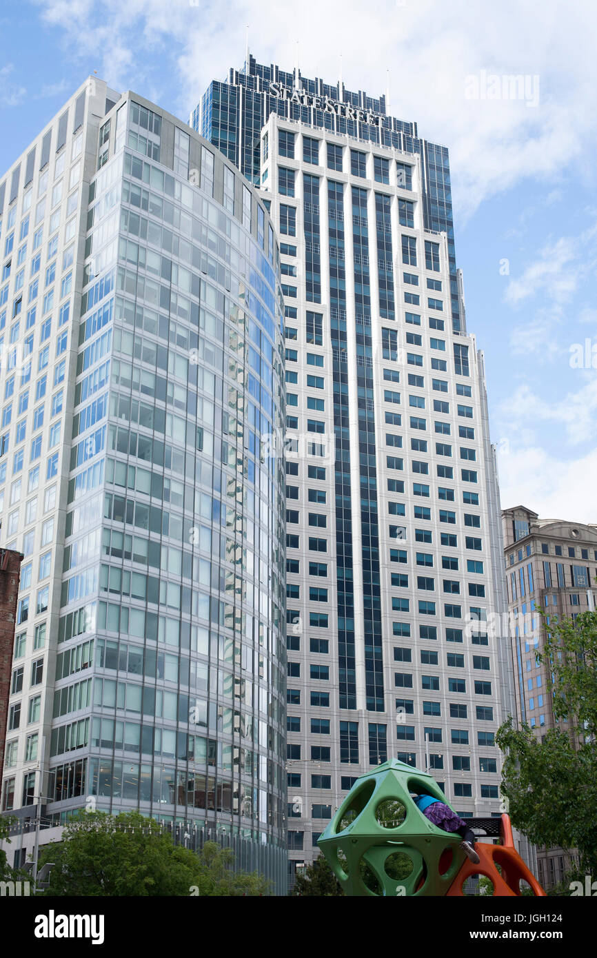 Edifici alti vicino a Chinatown e Dewey Square a Boston, Massachusetts. Foto Stock