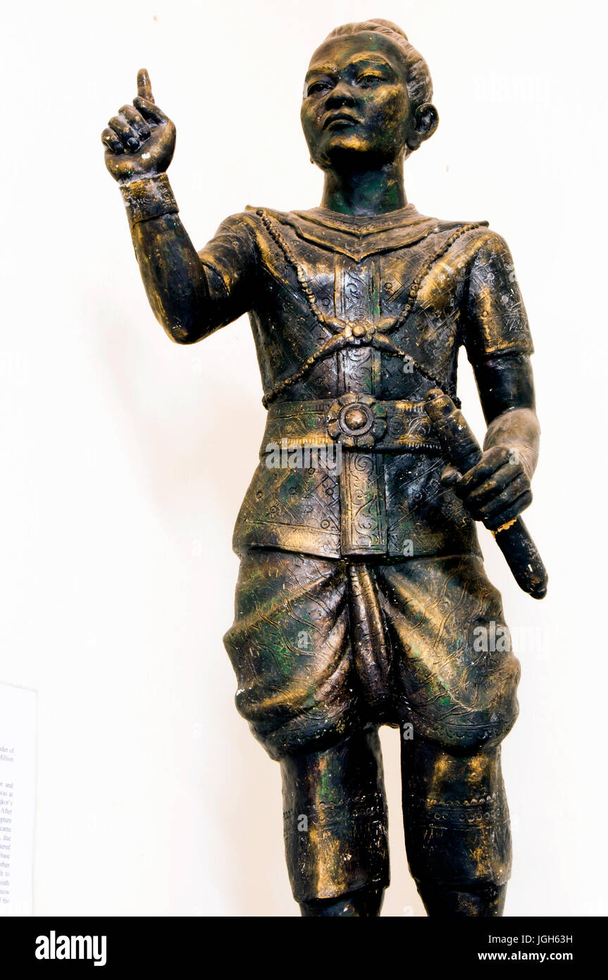 Re Fa Ngum statua, Lao National Museum, Samsethai Road, Vientiane, Laos Foto Stock