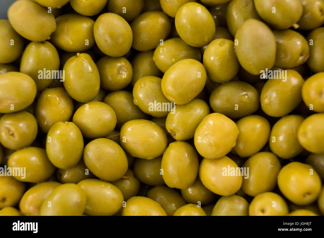 Close-up di marinata di olive verdi Foto Stock