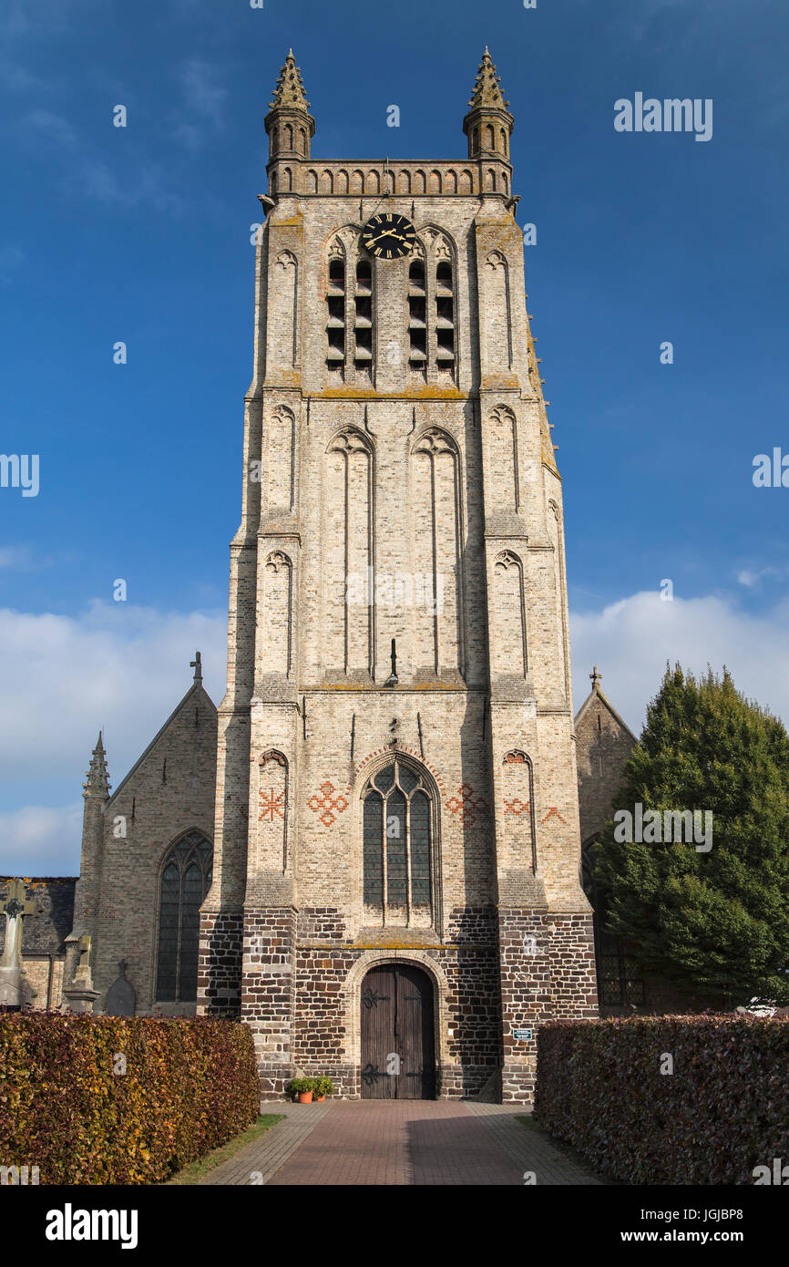 Saint Rictrude chiesa in Woesten, Vleteren comune, Fiandre Occidentali, Belgio. Foto Stock