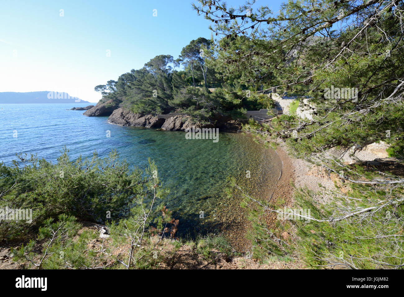 Petit Mugel Beach & baia sulla costa mediterranea a La Ciotat Provenza Francia Foto Stock