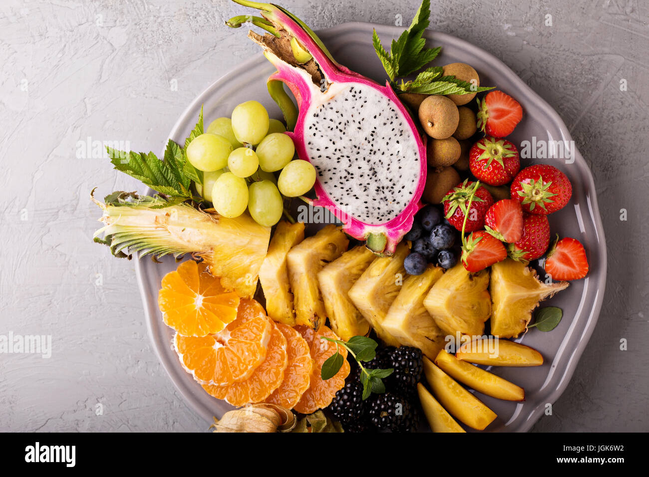 Frutti Esotici su un vassoio Foto Stock