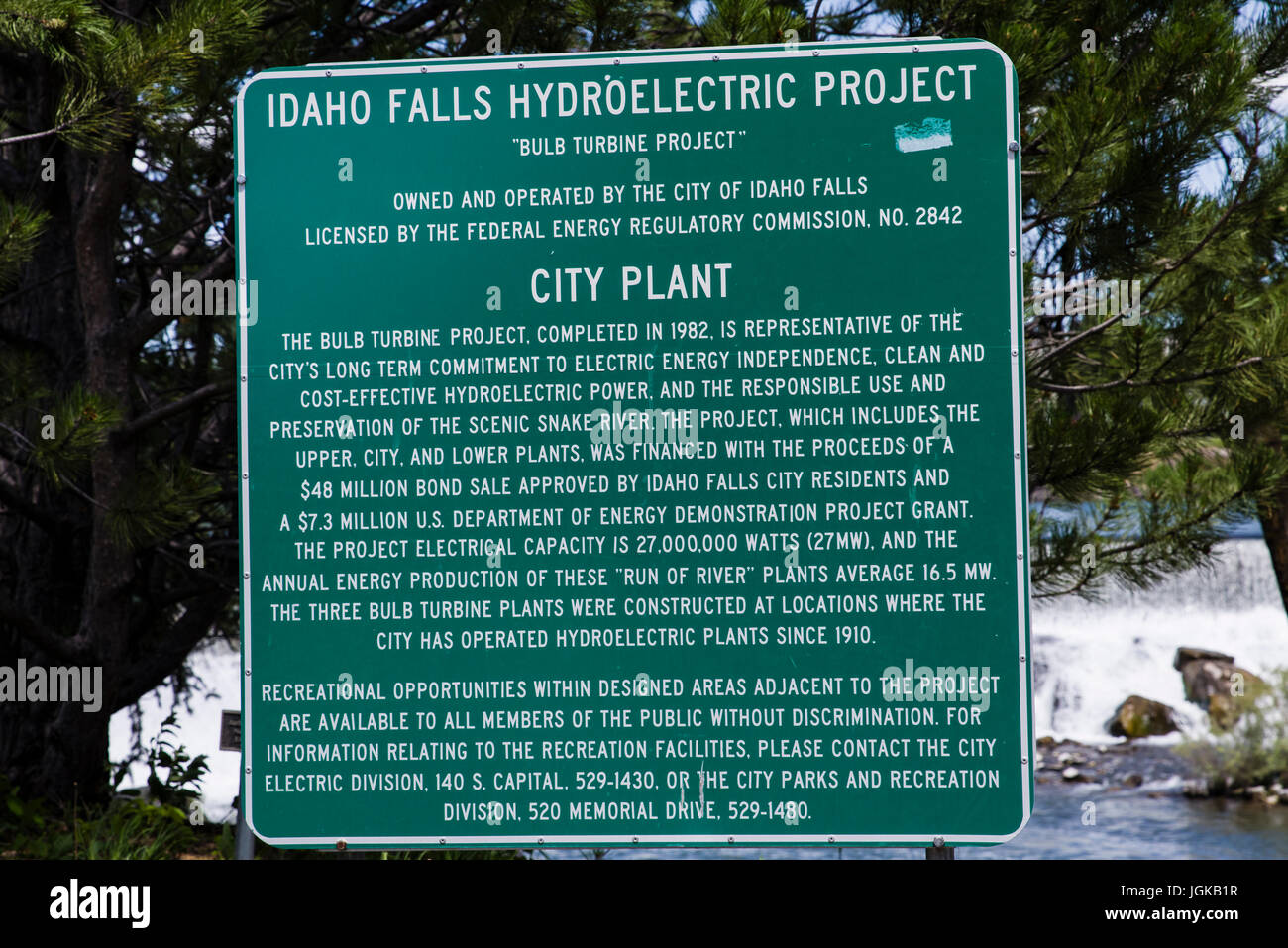 Segno spiegare la storia dell'energia idroelettrica in Idaho Falls e il fiume Snake. Idaho Falls, Idaho Foto Stock