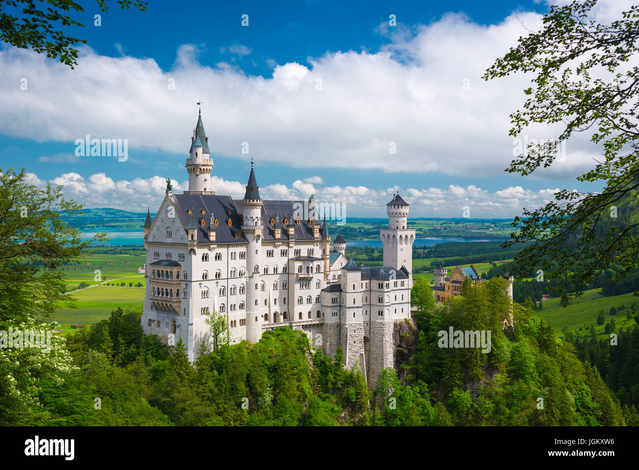 Il castello di Neuschwanstein in un giorno di estate in Germania. Foto Stock