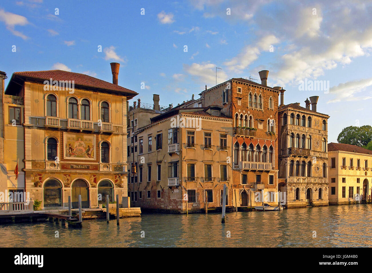 L'Europa, Italia, Venezia, Canale grandee, barche, barche, bridge, gondola e gondole, città, lane, corsie, panorama, centro città, gondoliere, giorno, luce diurna, out Foto Stock