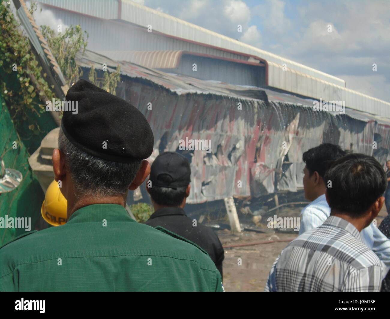 Resque di emergenza incendio e primi responder Poipet Cambogia decrepito impoverita cittadina della Thailandia linea di confine Foto Stock