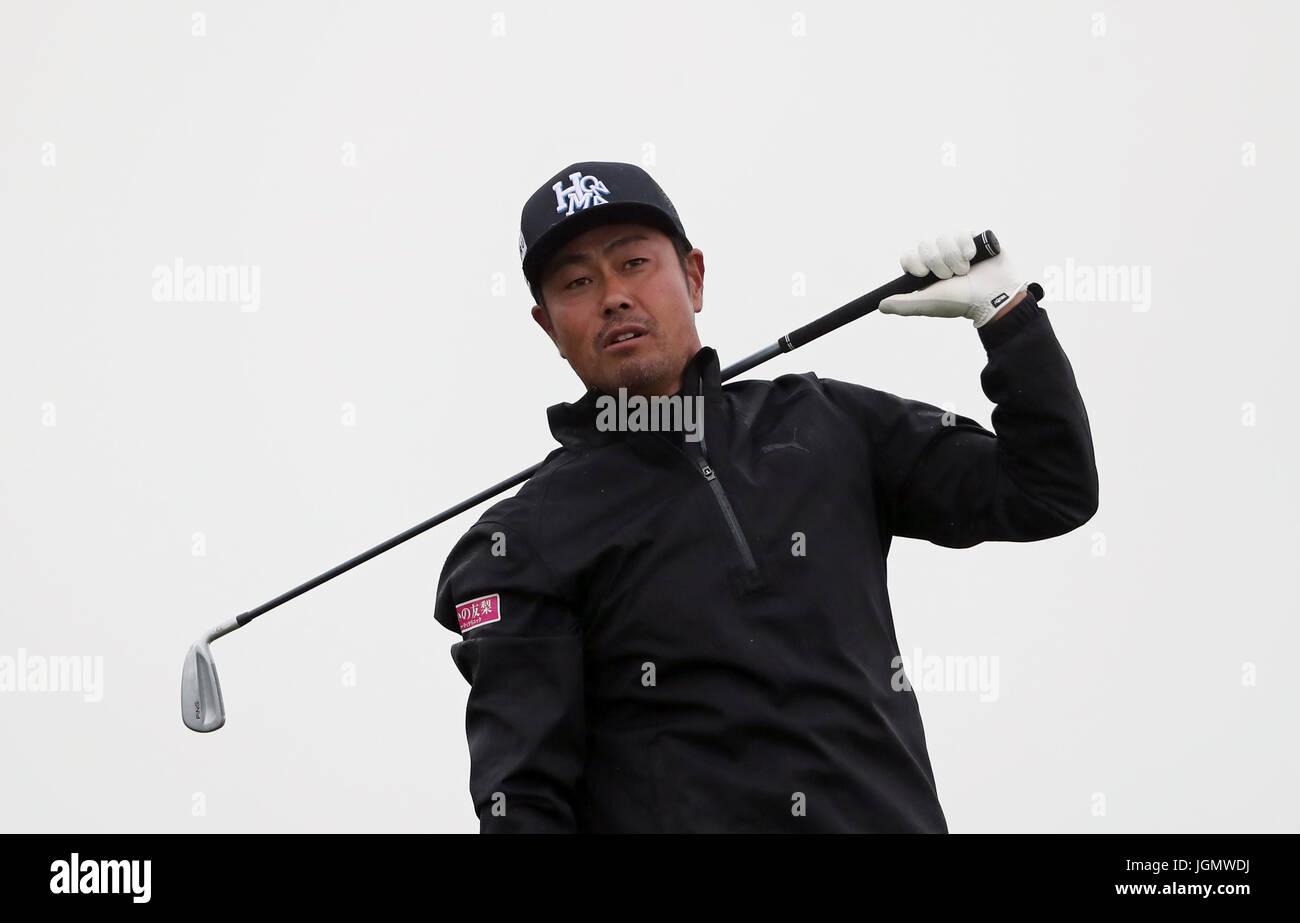 L'Hidito Tanihara del Giappone si tee via l'ottavo giorno durante il quarto giorno del Dubai Duty Free Irish Open al Portstewart Golf Club. PREMERE ASSOCIAZIONE foto. Data immagine: Domenica 9 luglio 2017. Vedi PA storia GOLF Irish. Il credito fotografico deve essere: Niall Carson/PA Wire. Foto Stock