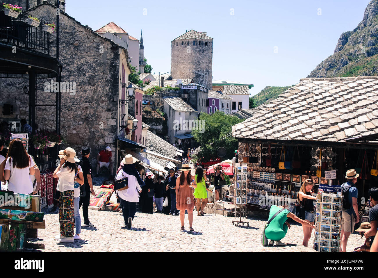 Bella e antica città di Mostar, Bosnia turismo shopping Foto Stock