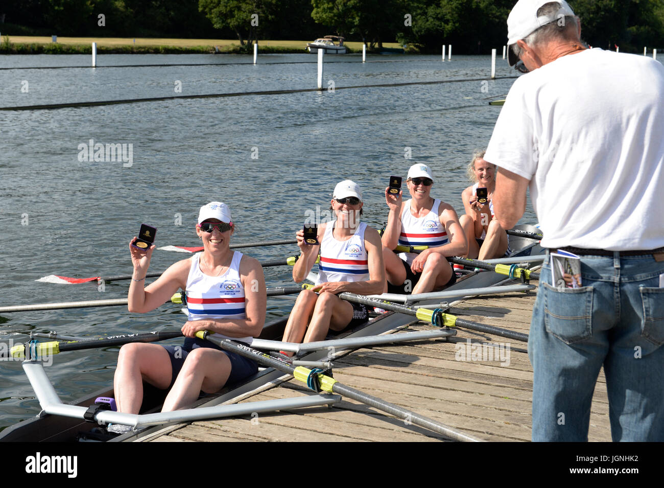 Henley on Thames, Regno Unito. 8 lug 2017. Henley, UK. 8 Luglio, 2017. Finali della giornata a Henley Regatta Credito: David Hammant/Alamy Live News Foto Stock