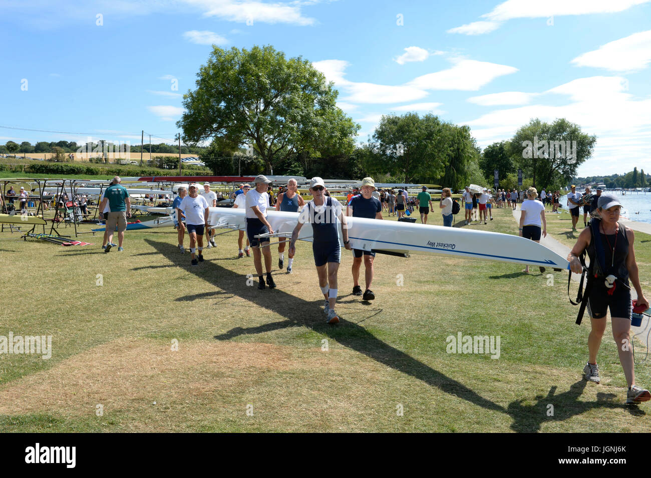 Henley on Thames, Regno Unito. 8 lug 2017. Henley, UK. 8 Luglio, 2017. Finali della giornata a Henley Regatta Credito: David Hammant/Alamy Live News Foto Stock