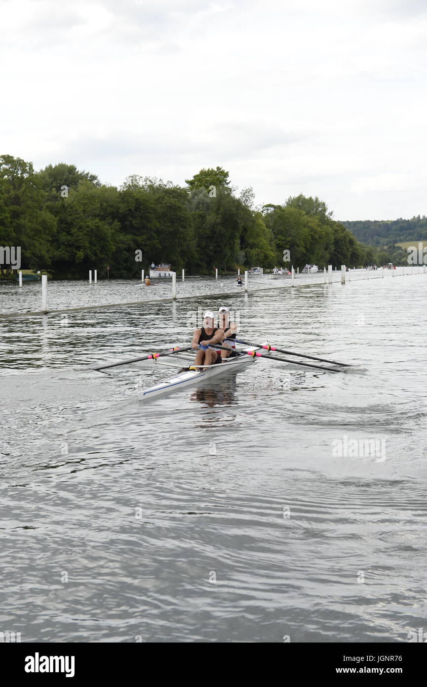 Henley on Thames, Regno Unito. 8 lug 2017. Henley on Thames 2017 Regata Credito: David Hammant/Alamy Live News Foto Stock