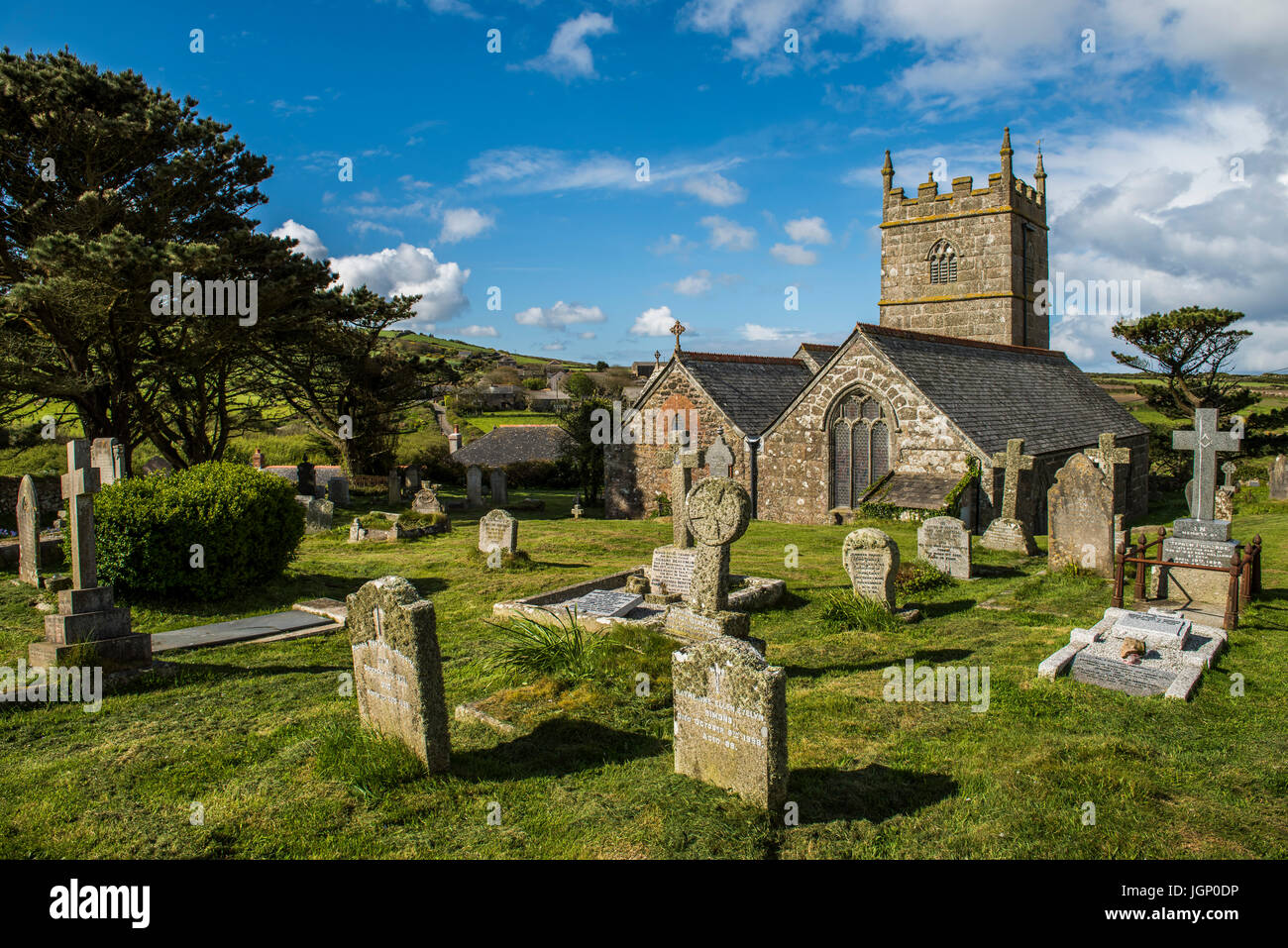 Zennor, Inghilterra - Aprile 26, 2017: cimitero della chiesa di Zennor, Saint Senara Chiesa, Cornwall. Foto Stock