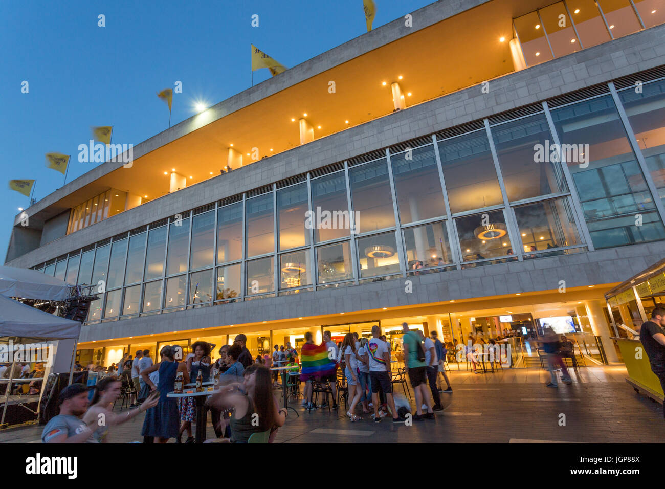 Royal Festival Hall, South Bank di Londra al crepuscolo Foto Stock