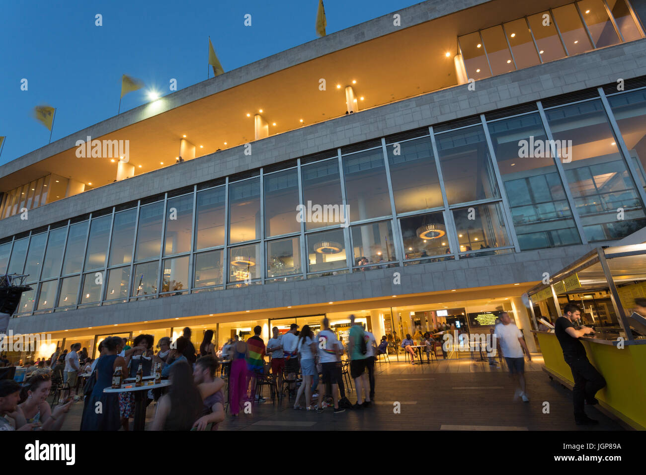 Royal Festival Hall, South Bank di Londra al crepuscolo Foto Stock
