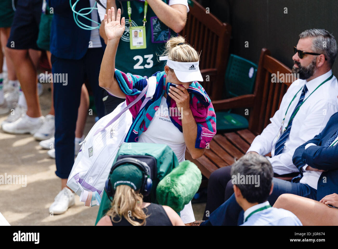 Londra, UK, 10 Luglio 2017: tedesco giocatore di tennis Angelique Kerber in azione durante la sua quarta rd corrisponde alla Wimbledon Tennis Championships 2017 a All England Lawn Tennis e Croquet Club di Londra. Credito: Frank Molter/Alamy Live News Foto Stock