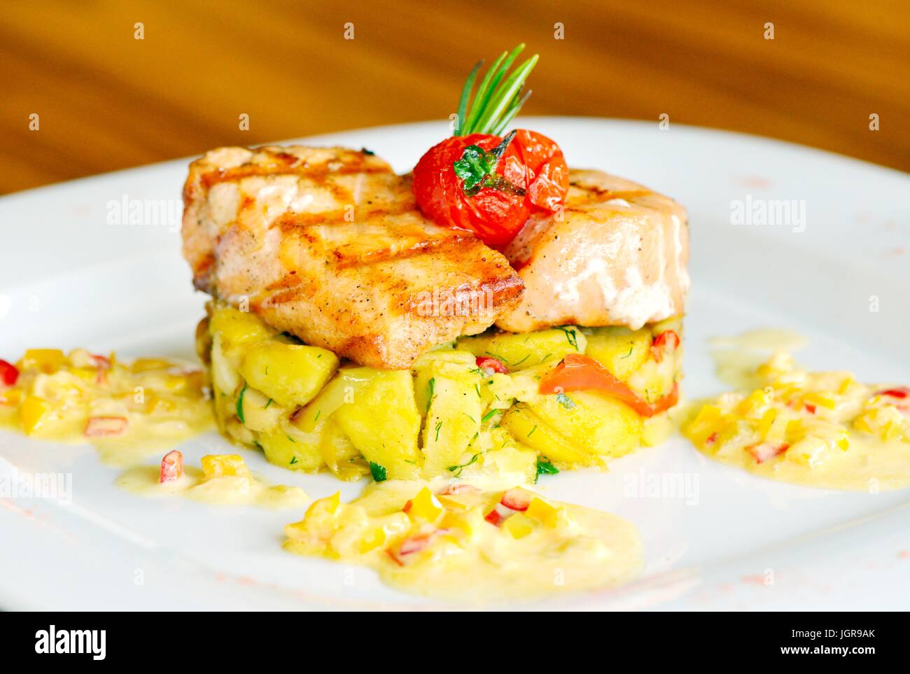 Salmone alla griglia bistecca Foto Stock