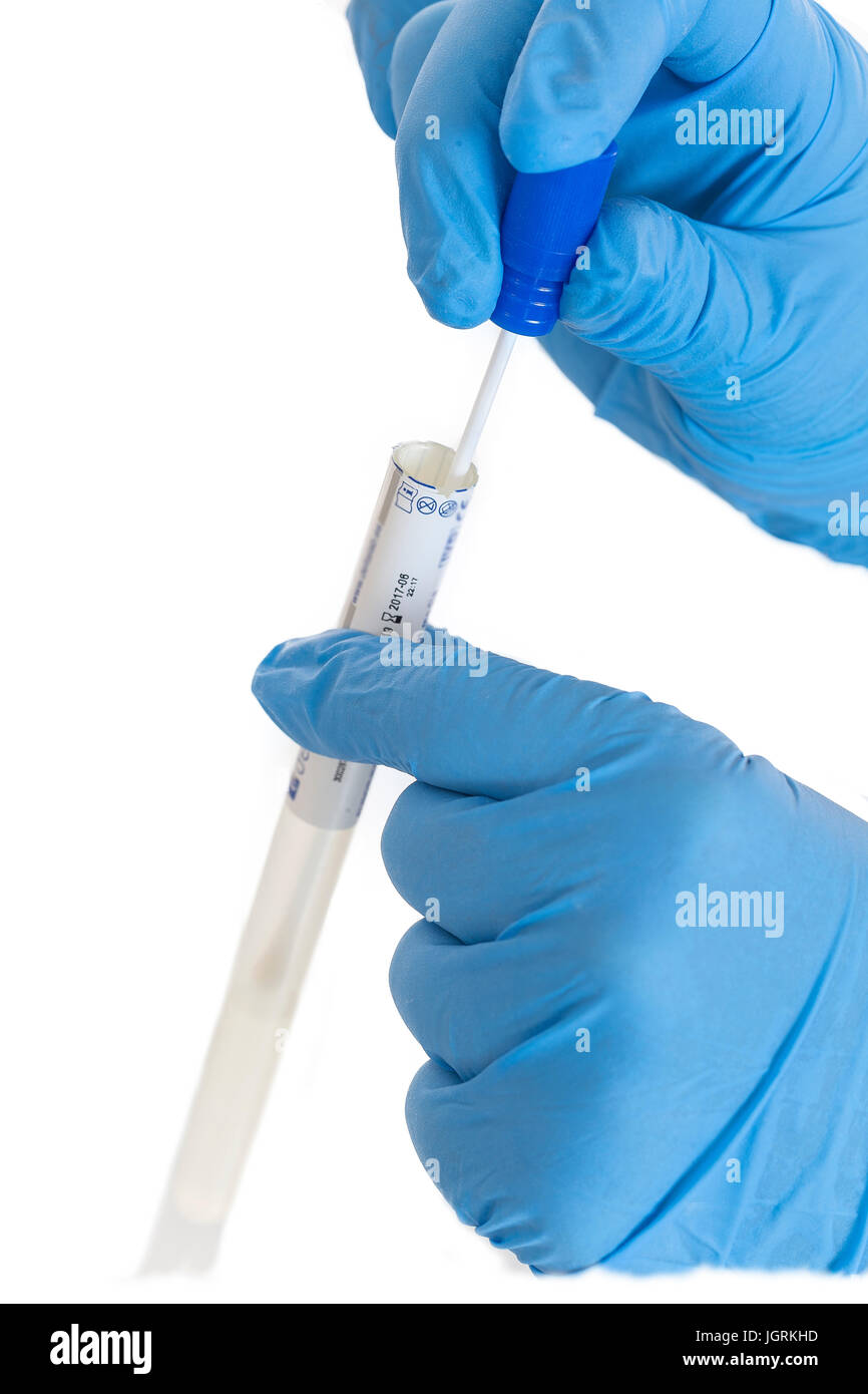 Test del DNA samplee per la biotecnologia inchiesta. Foto Stock