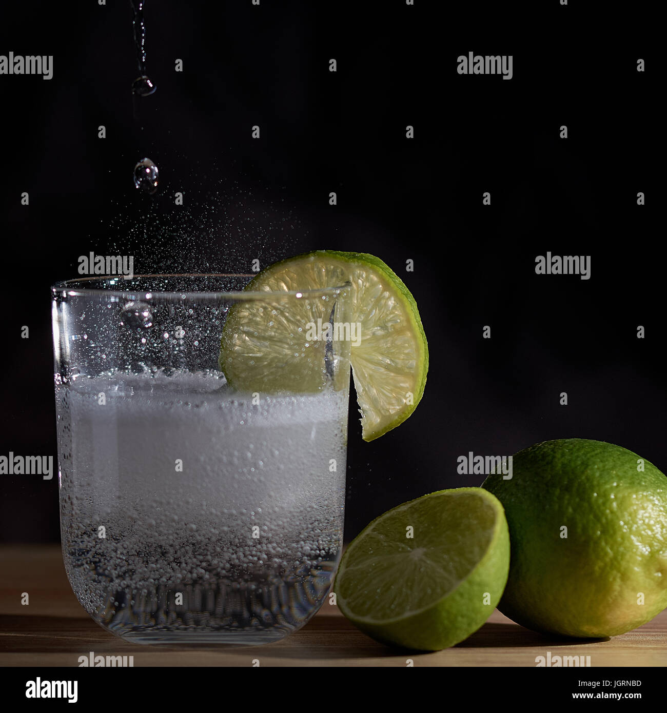 La vodka soda calce e bere Foto Stock