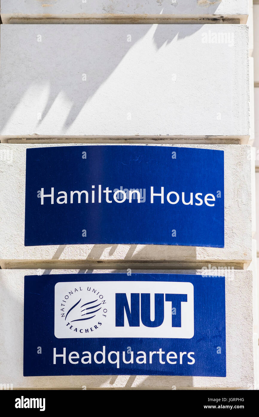 Hamilton House, Mabledon Place, sede dell'Unione nazionale degli insegnanti, Borough di Camden, London, England, Regno Unito Foto Stock