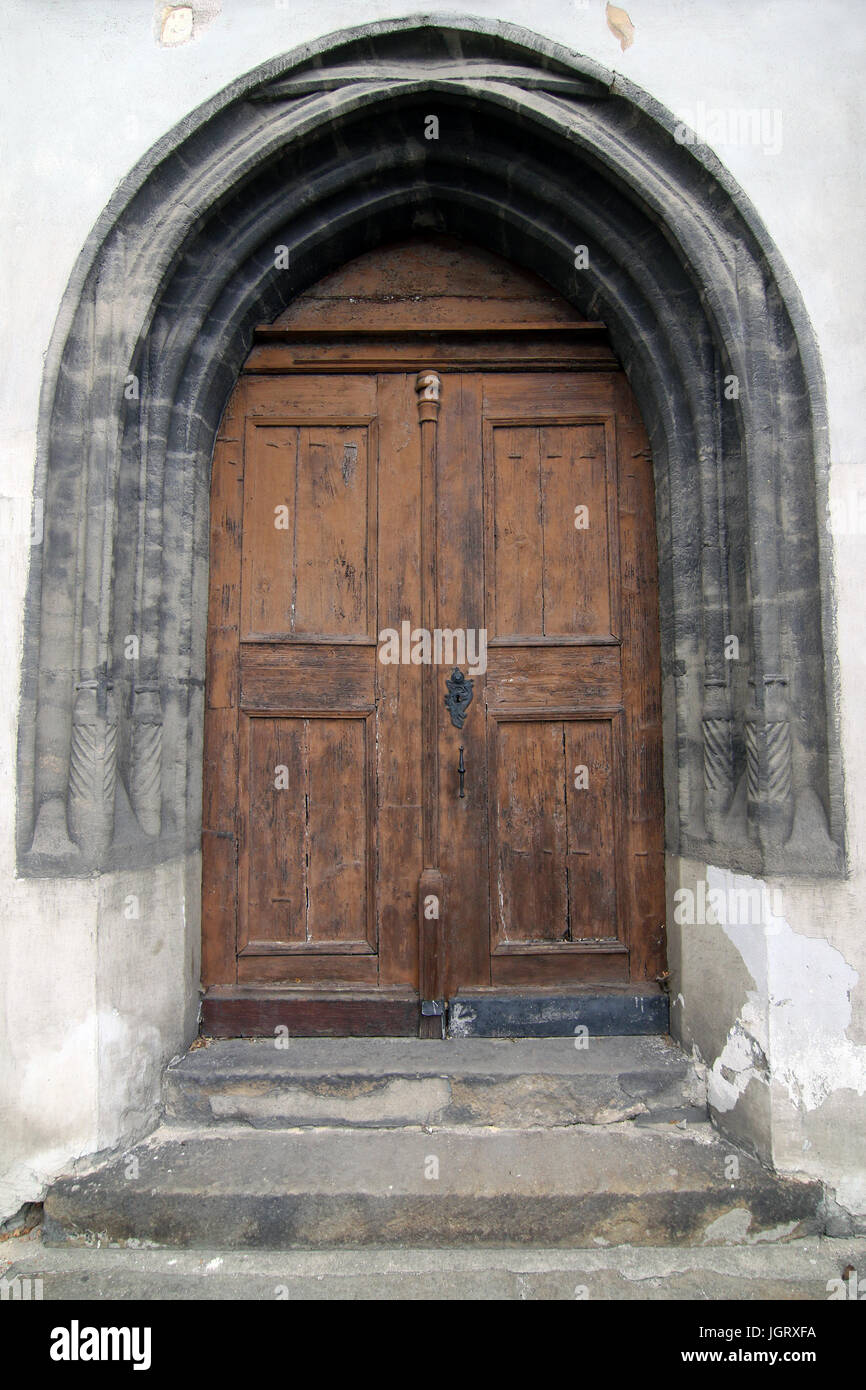 Cancello di ingresso - Porta Vecchia - con arco gotico Foto Stock
