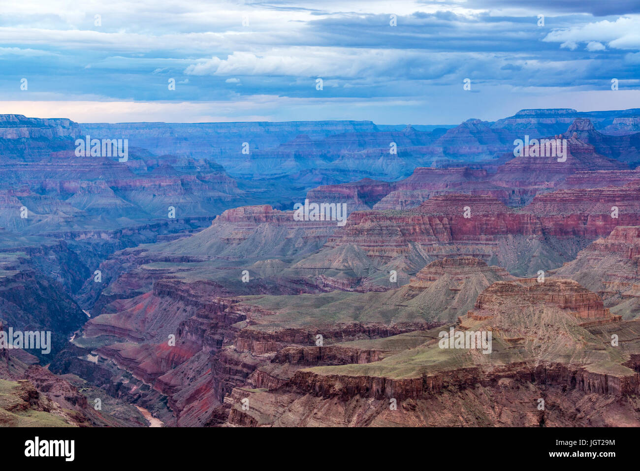 Vista del Grand Canyon dal South Rim nel tardo pomeriggio Foto Stock