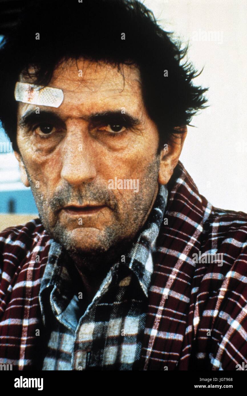 Twin peaks: fuoco cammina con me Anno : 1992 USA Director : David Lynch Harry Dean Stanton. È vietato riprodurre la fotografia al di fuori del contesto della promozione del film. Esso deve essere accreditato al Film Company e/o il fotografo assegnato da o autorizzati da/ammessi sul set del Film Company. Limitato a uso editoriale. Foto12 non concede diritti di pubblicità delle persone rappresentate. Foto Stock