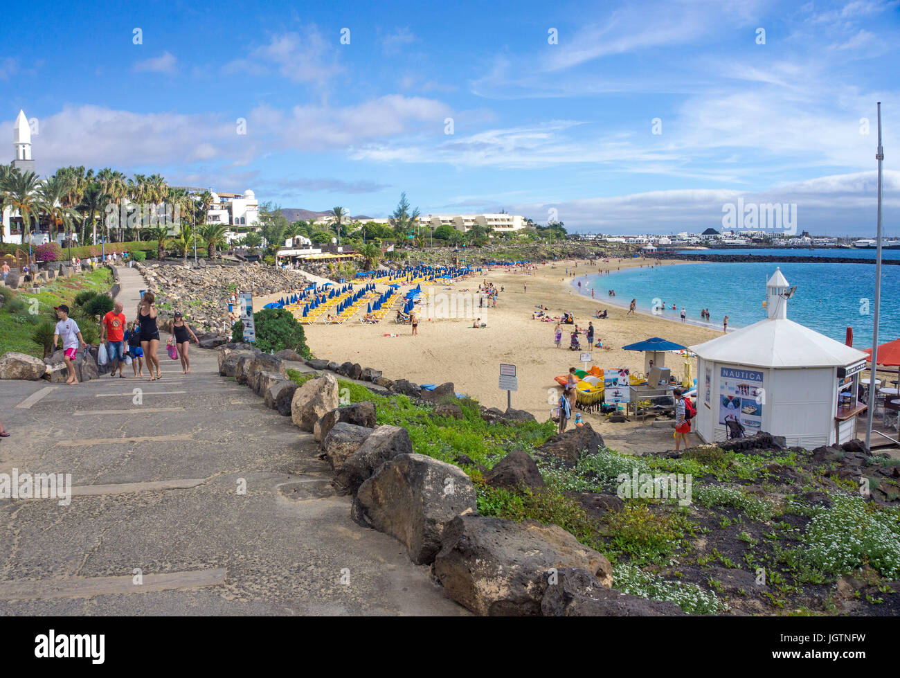 Zugang zum badestrand Playa dorada bei playa blanca, Lanzarote, kanarische isole, europa | Accesso a Playa dorada beach, playa blanca, Lanzarote, può Foto Stock