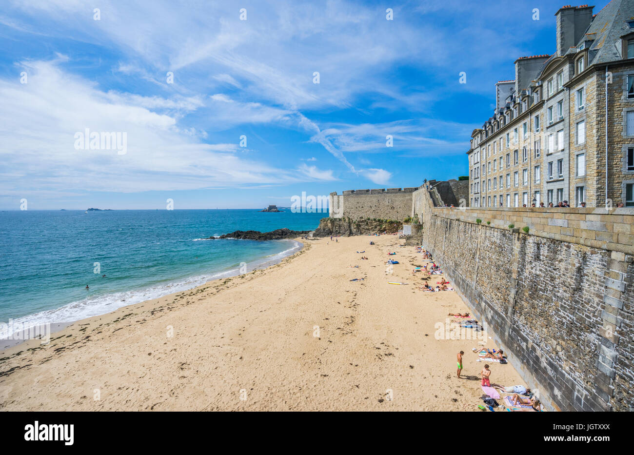 Francia, Bretagna, Saint-Malo, Plage du Mole beach Foto Stock