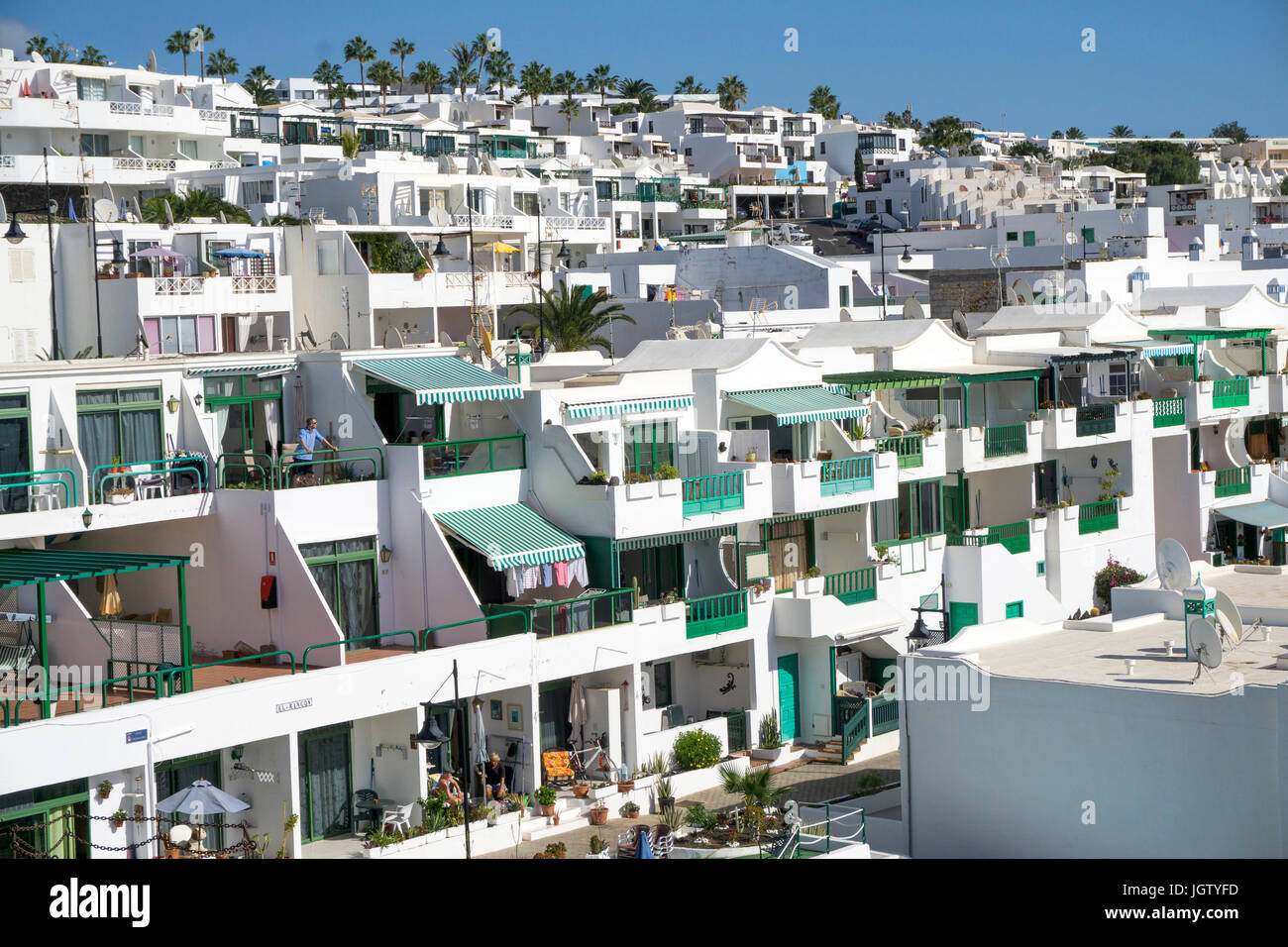Appartamenti a La Tinosa, porto di pescatori a Puerto del Carmen, Lanzarote, Isole canarie, Spagna, Europa Foto Stock