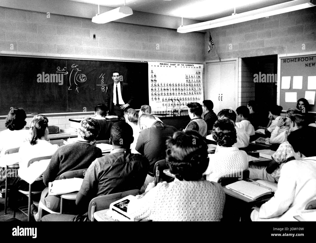 Uno studente della Johns Hopkins University Master of Arts di insegnamento (MAT) programma insegna in una scuola superiore, 6 ottobre 1960. Foto Stock