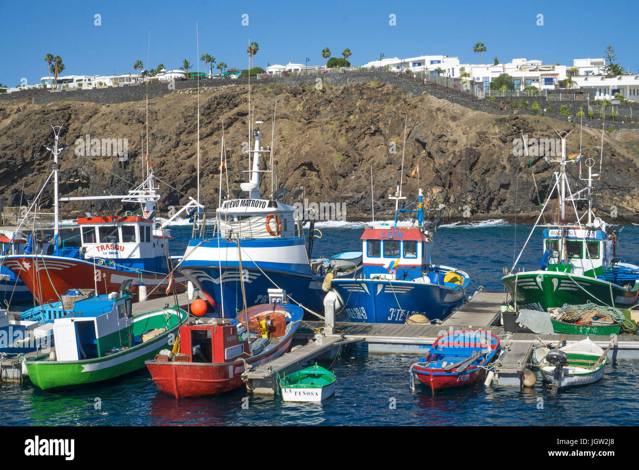 Porto di pesca La Tinosa a Puerto del Carmen, Lanzarote, Isole canarie, Spagna, Europa Foto Stock