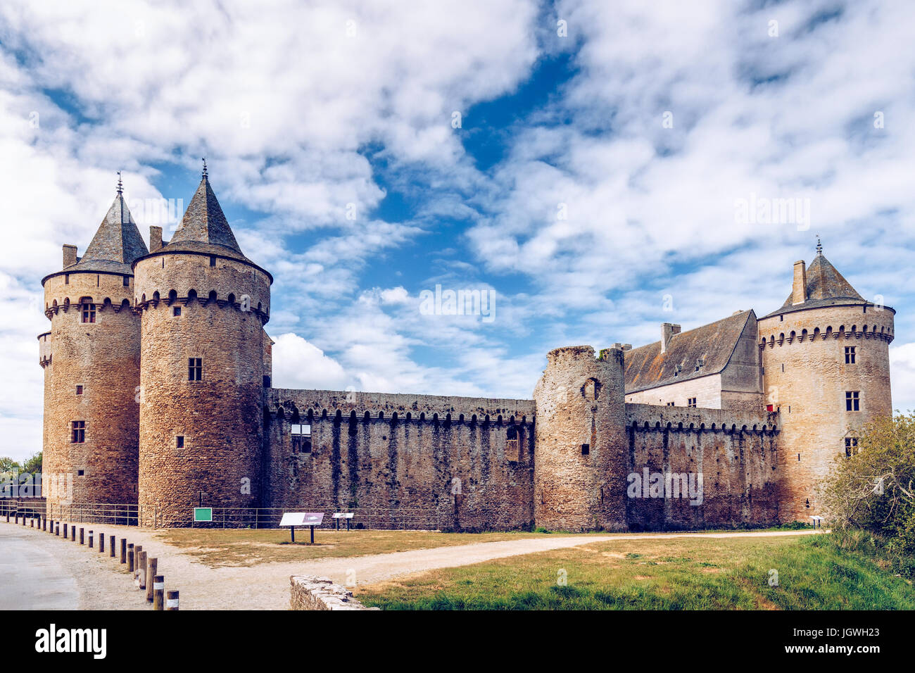 Vista panoramica di Chateau de Suscinio nel Golfo di Morbihan, in Bretagna (Bretagne), Francia. Foto Stock