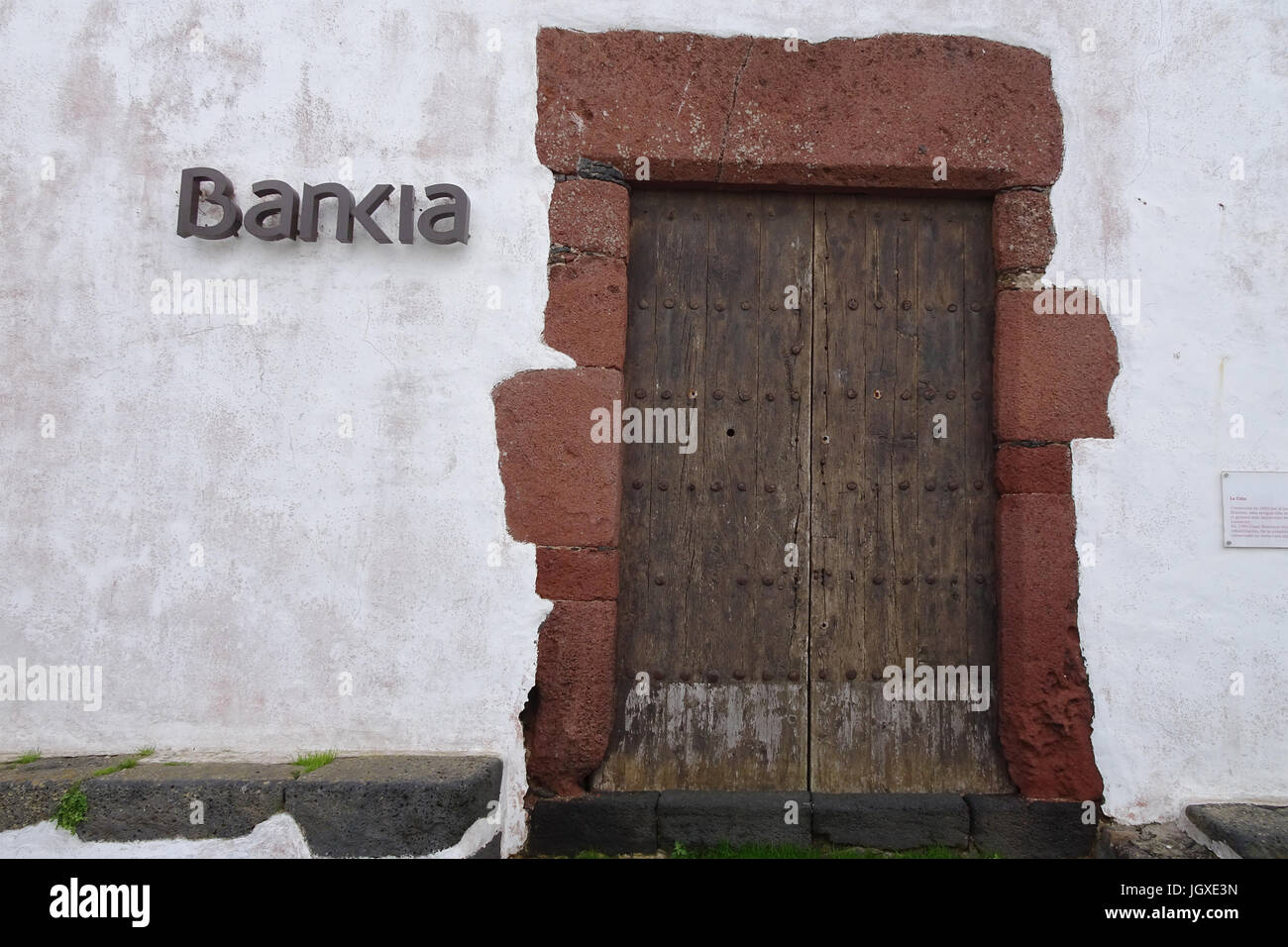 Bankia, alte holztuer un einem typisch kanarischen haus, ehemalige banca, teguise, Lanzarote, isole kanarische, europa | bankia, vecchia porta di legno a Foto Stock