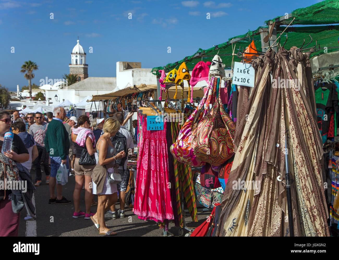 Woechentlicher sonntagsmarkt in Teguise, Lanzarote, isole kanarische, europa | settimanale mercato domenicale a Teguise, Lanzarote, Isole canarie, europa Foto Stock