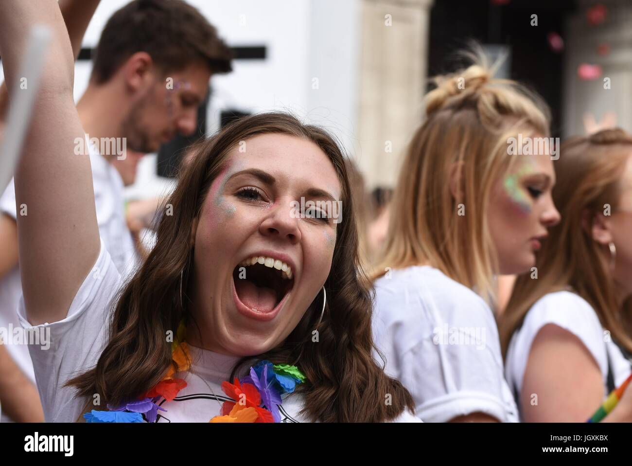 Londra 2017 orgoglio - Migliaia di persone si uniscono alla annuale ️‍parade LGBT attraverso la capitale Foto Stock