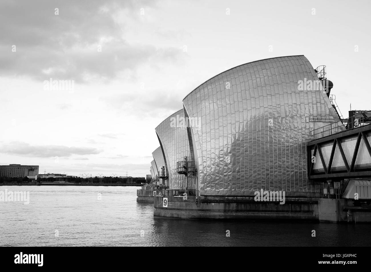 Londra - Ott 6 : Thames Barrier, protettore di marea, commissionato dalla Grande Londra consiglio, era completa dal 1982, il secondo più grande mobile Foto Stock