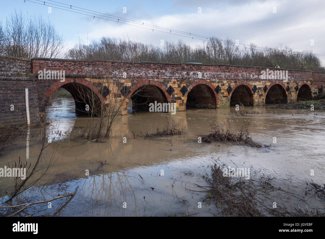 B4035 e la Shipston on Stour river bridge, Warwickshire, Foto Stock